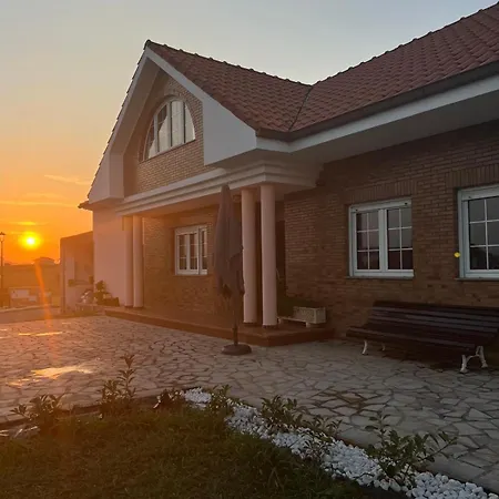 بيت للعطل La Tierruca De